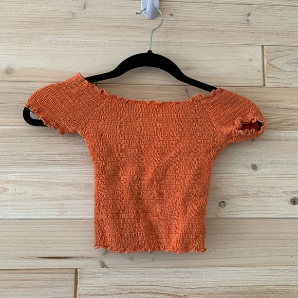 Smocked crop top - Picture 1 of 2